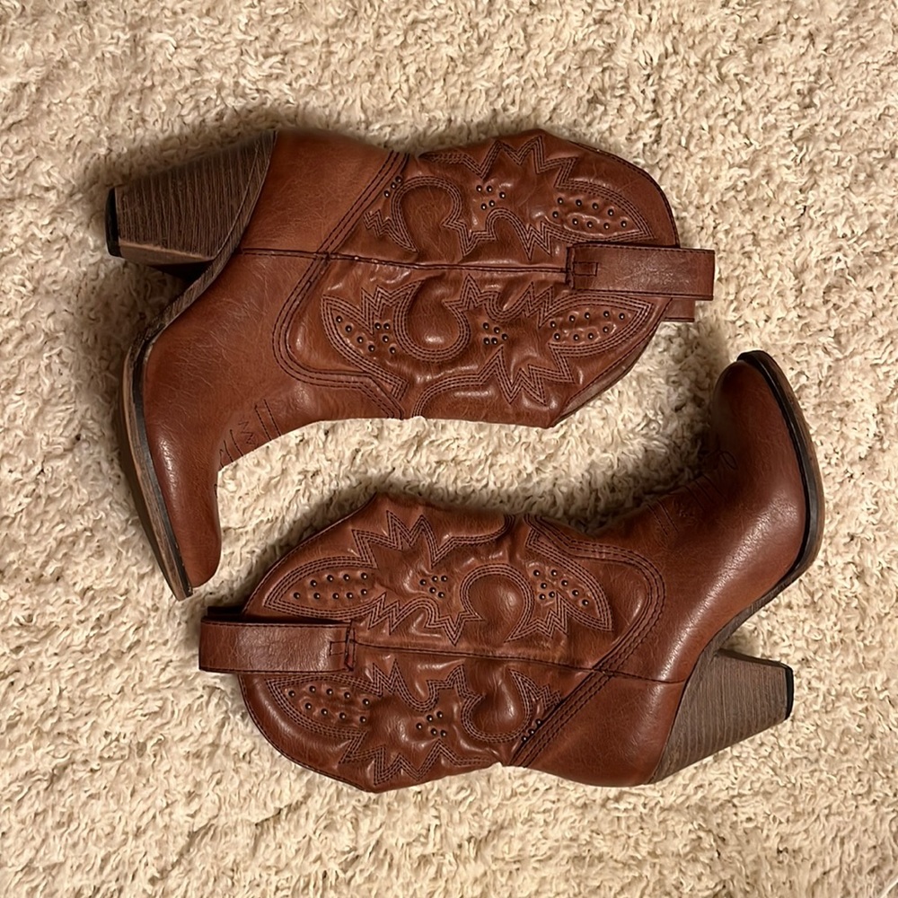 Larue cowgirl boots